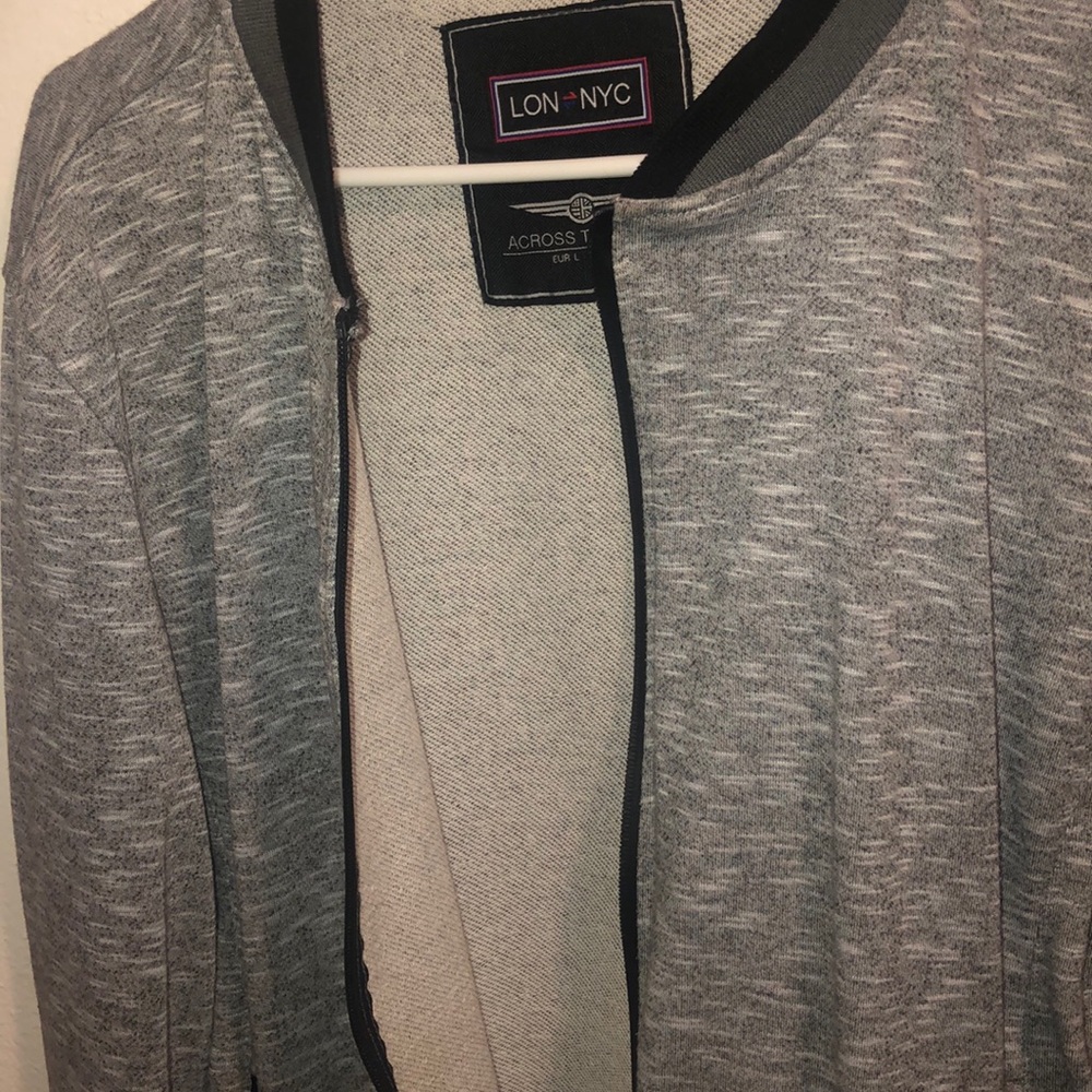 Sweater - Picture 3 of 4